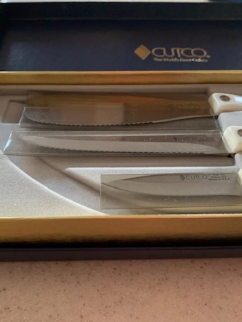 Cutco 3-piece knife set NIB